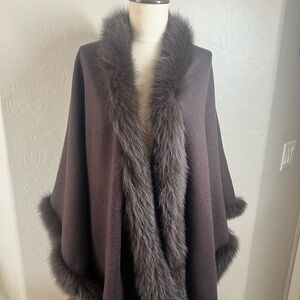 Brooks Brothers Chocolate Brown Cashmere /Wool Blend Fox Trimmed Women's Cape